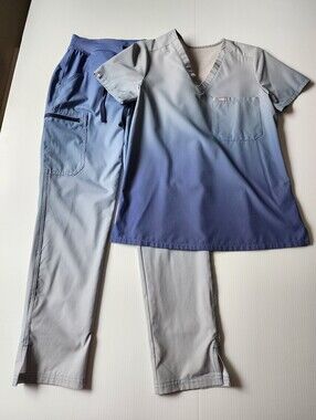 Figs XS Ombre Ocean Mist FREEx Scrub Set